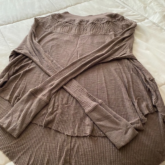 Top - Picture 1 of 3